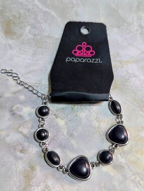 Paparazzi Black Stone Link Bracelet - Silver Accents